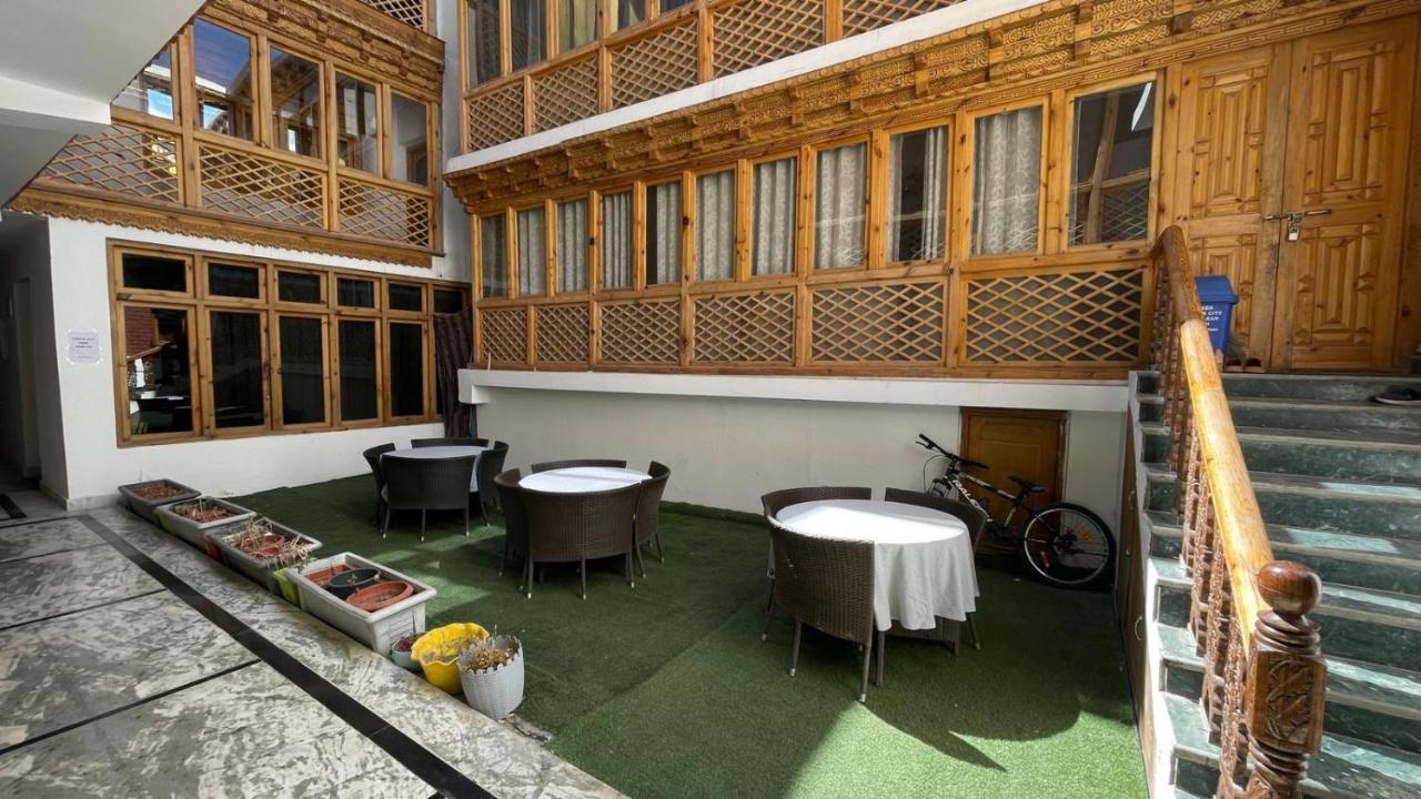 Hotel Khardongla 列城 外观 照片